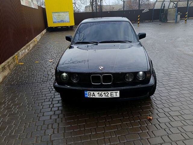 Черный БМВ 5 Серия, объемом двигателя 2.5 л и пробегом 270 тыс. км за 3200 $, фото 1 на Automoto.ua