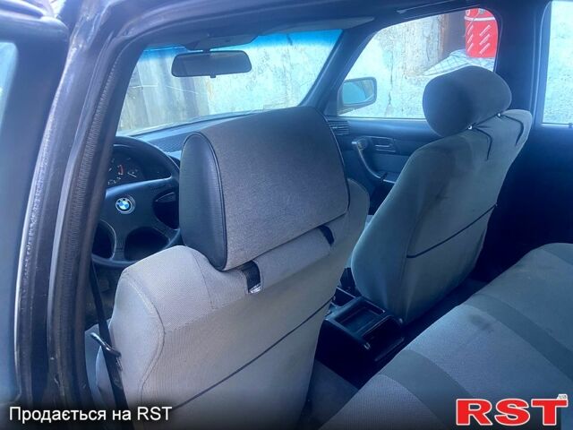 Черный БМВ 5 Серия, объемом двигателя 2.4 л и пробегом 0 тыс. км за 1300 $, фото 1 на Automoto.ua