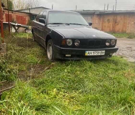 Черный БМВ 5 Серия, объемом двигателя 2.5 л и пробегом 400 тыс. км за 1900 $, фото 1 на Automoto.ua