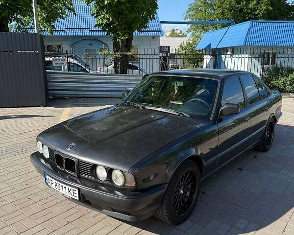 Черный БМВ 5 Серия, объемом двигателя 2.49 л и пробегом 10 тыс. км за 4000 $, фото 1 на Automoto.ua