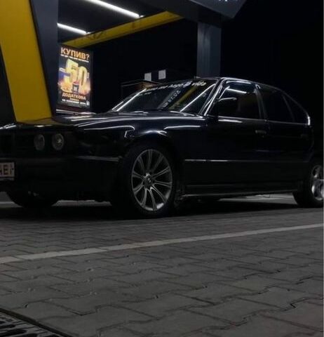 Чорний БМВ 5 Серія, об'ємом двигуна 2 л та пробігом 3 тис. км за 1350 $, фото 1 на Automoto.ua
