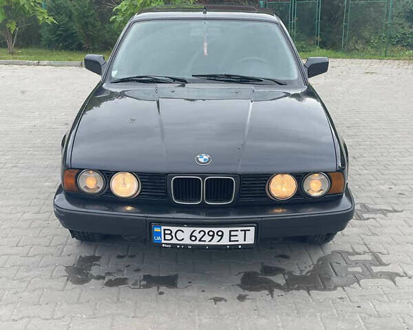 Черный БМВ 5 Серия, объемом двигателя 2 л и пробегом 333 тыс. км за 850 $, фото 1 на Automoto.ua