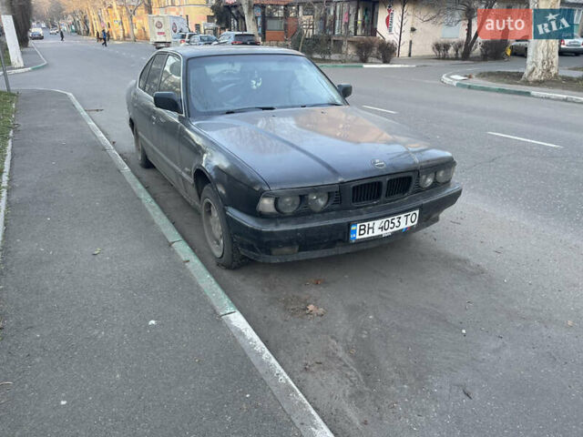 Чорний БМВ 5 Серія, об'ємом двигуна 2.99 л та пробігом 370 тис. км за 1050 $, фото 1 на Automoto.ua