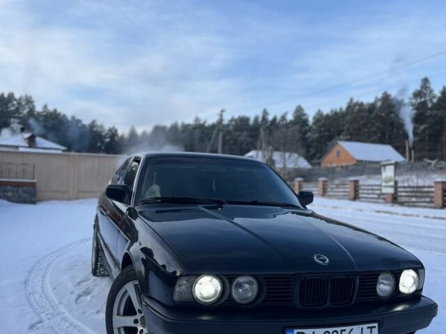 Чорний БМВ 5 Серія, об'ємом двигуна 2 л та пробігом 250 тис. км за 2200 $, фото 1 на Automoto.ua