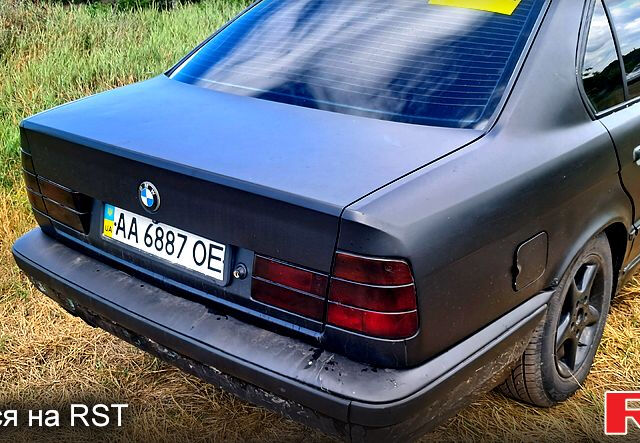 Черный БМВ 5 Серия, объемом двигателя 2.4 л и пробегом 0 тыс. км за 3800 $, фото 1 на Automoto.ua