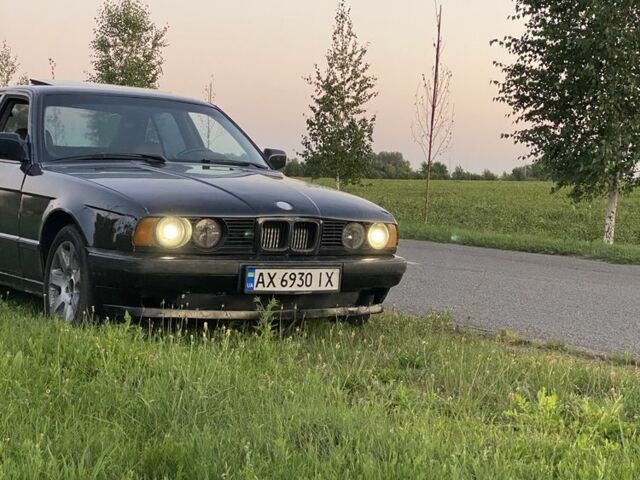 Чорний БМВ 5 Серія, об'ємом двигуна 2 л та пробігом 384 тис. км за 2500 $, фото 1 на Automoto.ua