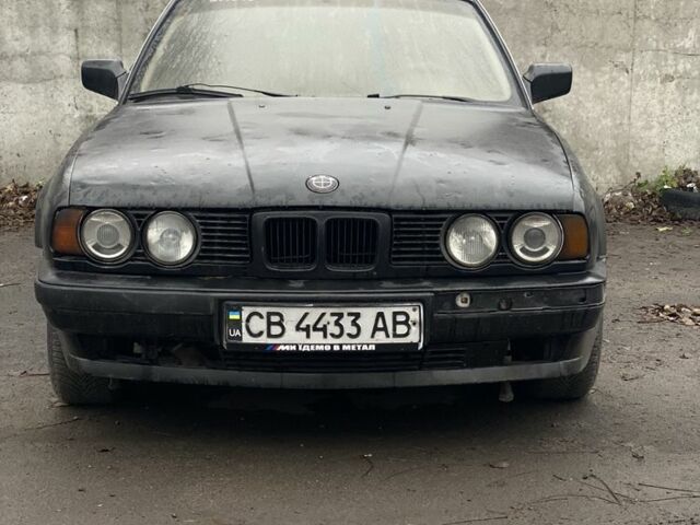 Черный БМВ 5 Серия, объемом двигателя 2 л и пробегом 308 тыс. км за 1799 $, фото 1 на Automoto.ua