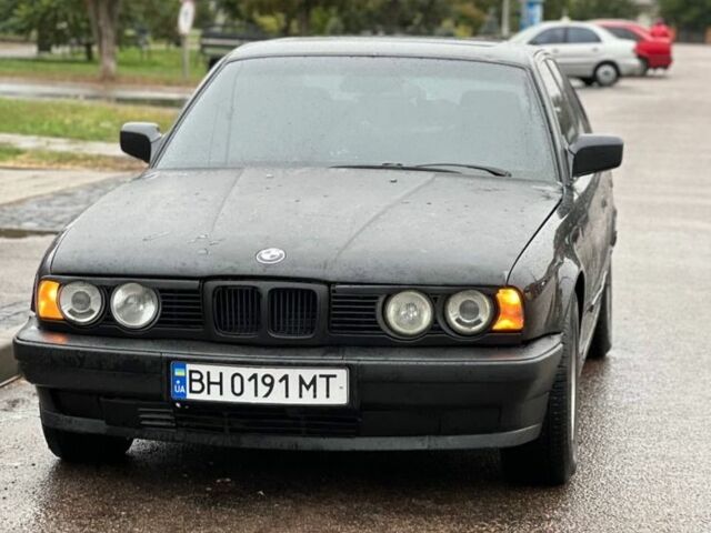 Черный БМВ 5 Серия, объемом двигателя 2 л и пробегом 450 тыс. км за 2100 $, фото 1 на Automoto.ua