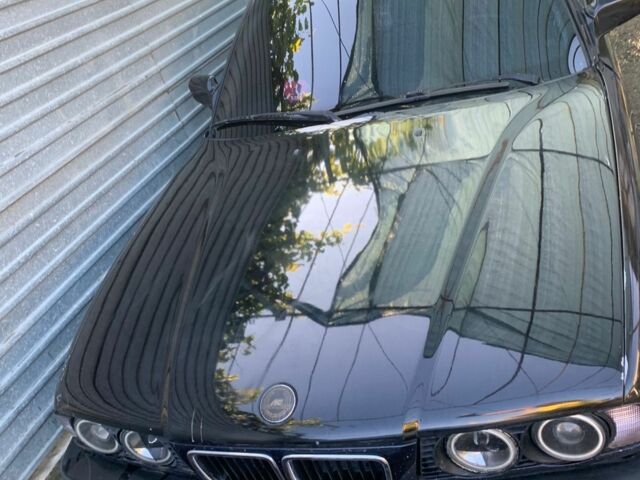 Чорний БМВ 5 Серія, об'ємом двигуна 3 л та пробігом 320 тис. км за 4000 $, фото 1 на Automoto.ua