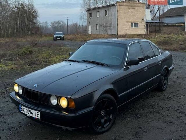 Черный БМВ 5 Серия, объемом двигателя 2.5 л и пробегом 400 тыс. км за 2400 $, фото 1 на Automoto.ua