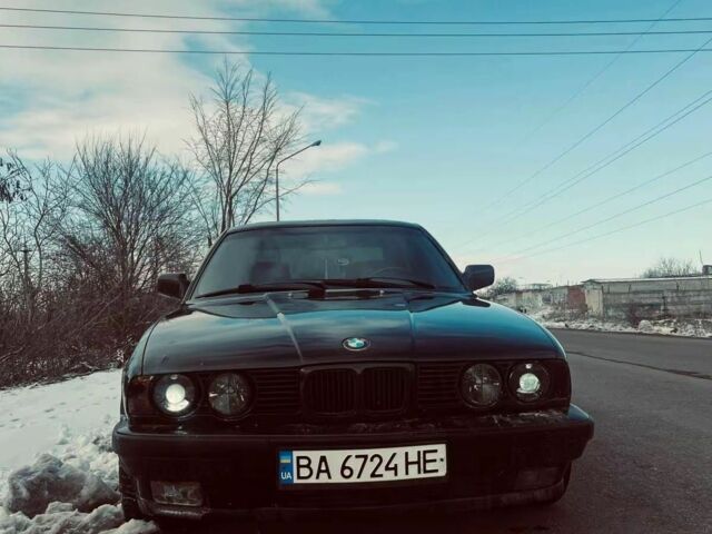 Чорний БМВ 5 Серія, об'ємом двигуна 2 л та пробігом 456 тис. км за 1300 $, фото 1 на Automoto.ua