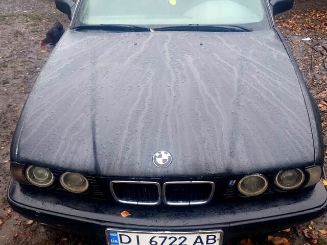 Чорний БМВ 5 Серія, об'ємом двигуна 2.5 л та пробігом 300 тис. км за 1180 $, фото 1 на Automoto.ua