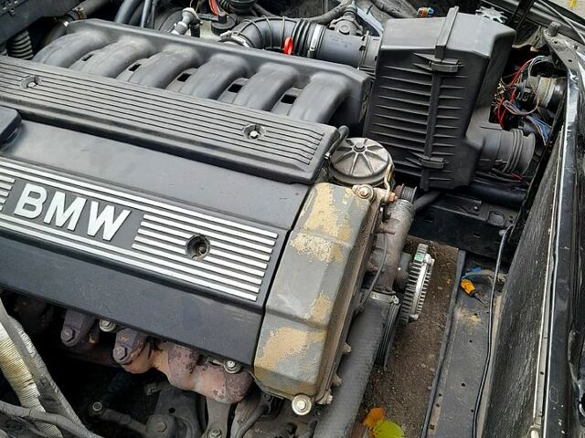 Чорний БМВ 5 Серія, об'ємом двигуна 2.5 л та пробігом 0 тис. км за 2000 $, фото 1 на Automoto.ua