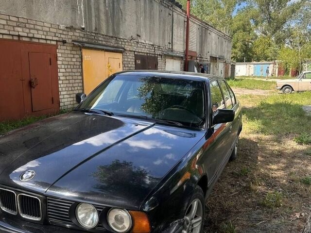 Черный БМВ 5 Серия, объемом двигателя 2 л и пробегом 160 тыс. км за 2800 $, фото 1 на Automoto.ua