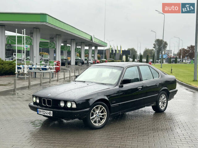 Черный БМВ 5 Серия, объемом двигателя 2.5 л и пробегом 300 тыс. км за 1650 $, фото 1 на Automoto.ua