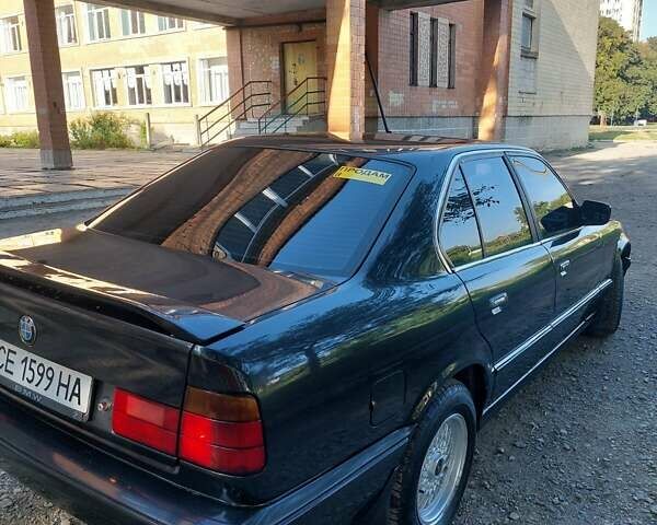 Чорний БМВ 5 Серія, об'ємом двигуна 2.5 л та пробігом 300 тис. км за 3500 $, фото 1 на Automoto.ua