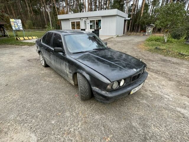 Чорний БМВ 5 Серія, об'ємом двигуна 2.5 л та пробігом 1 тис. км за 2500 $, фото 1 на Automoto.ua