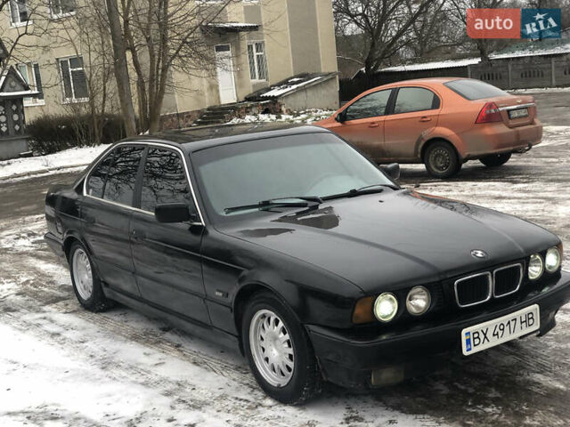 Черный БМВ 5 Серия, объемом двигателя 2 л и пробегом 350 тыс. км за 2020 $, фото 1 на Automoto.ua