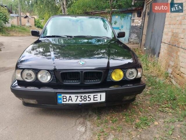 Черный БМВ 5 Серия, объемом двигателя 2 л и пробегом 39 тыс. км за 4300 $, фото 1 на Automoto.ua