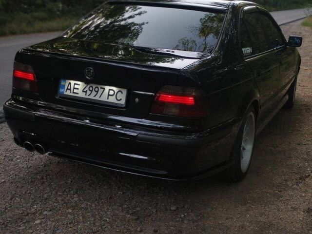 Черный БМВ 5 Серия, объемом двигателя 2.8 л и пробегом 520 тыс. км за 7200 $, фото 1 на Automoto.ua