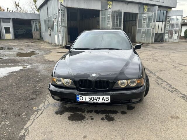 Чорний БМВ 5 Серія, об'ємом двигуна 2.8 л та пробігом 303 тис. км за 4400 $, фото 1 на Automoto.ua