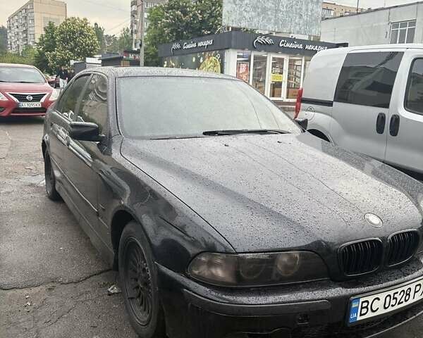 Черный БМВ 5 Серия, объемом двигателя 2.8 л и пробегом 300 тыс. км за 3000 $, фото 1 на Automoto.ua