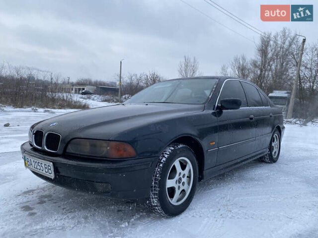 Черный БМВ 5 Серия, объемом двигателя 2.5 л и пробегом 200 тыс. км за 3500 $, фото 1 на Automoto.ua
