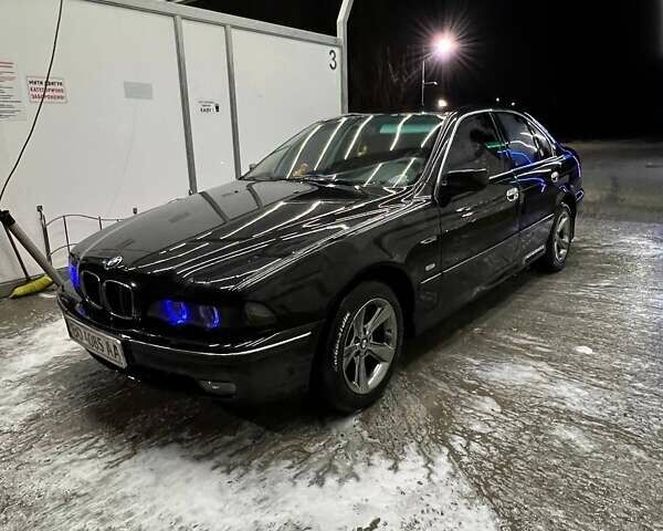 Черный БМВ 5 Серия, объемом двигателя 2 л и пробегом 289 тыс. км за 4300 $, фото 1 на Automoto.ua
