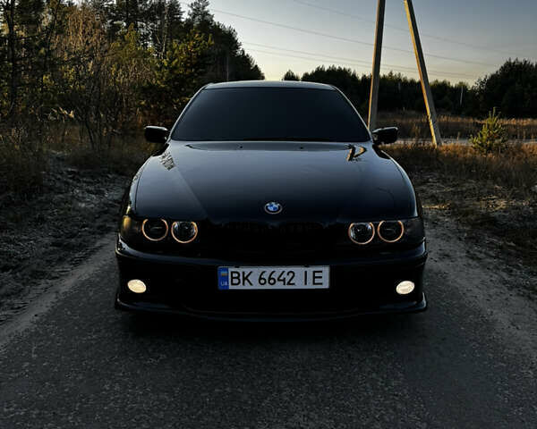 Черный БМВ 5 Серия, объемом двигателя 2.8 л и пробегом 340 тыс. км за 6200 $, фото 1 на Automoto.ua