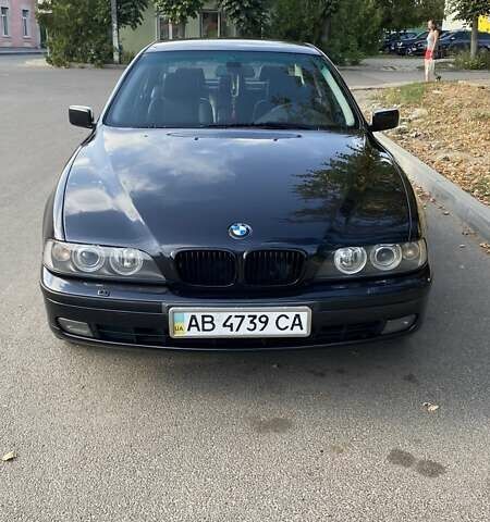 Черный БМВ 5 Серия, объемом двигателя 2.8 л и пробегом 465 тыс. км за 4500 $, фото 1 на Automoto.ua