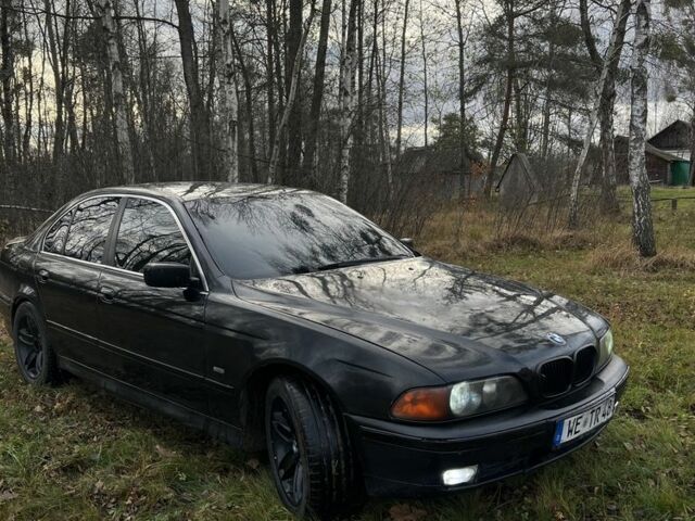 Черный БМВ 5 Серия, объемом двигателя 2 л и пробегом 380 тыс. км за 1800 $, фото 1 на Automoto.ua