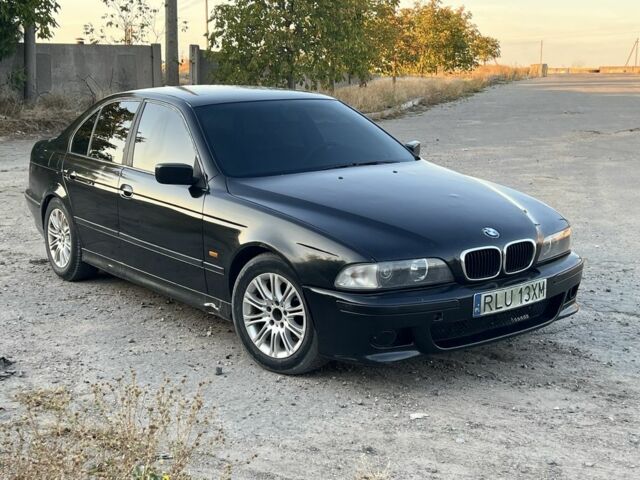 Черный БМВ 5 Серия, объемом двигателя 2.8 л и пробегом 280 тыс. км за 2600 $, фото 1 на Automoto.ua