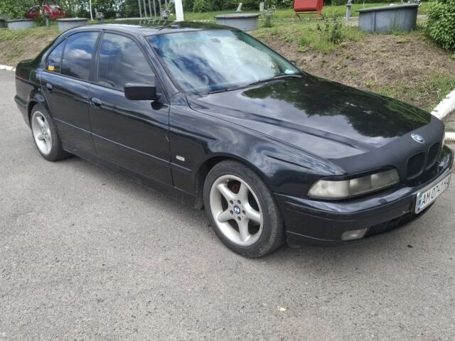 Чорний БМВ 5 Серія, об'ємом двигуна 2.8 л та пробігом 400 тис. км за 3250 $, фото 1 на Automoto.ua