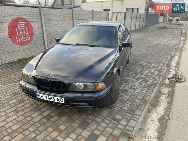 Черный БМВ 5 Серия, объемом двигателя 2.8 л и пробегом 282 тыс. км за 5500 $, фото 1 на Automoto.ua