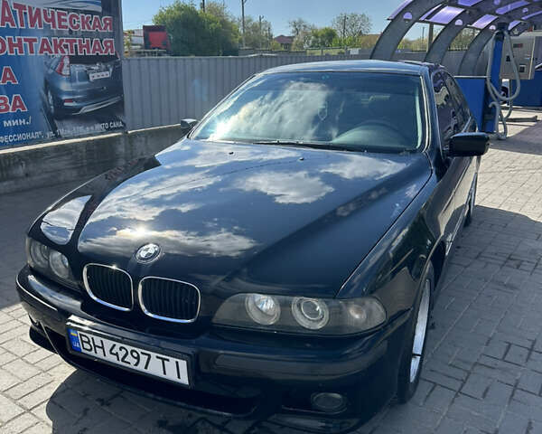 Черный БМВ 5 Серия, объемом двигателя 2 л и пробегом 460 тыс. км за 3100 $, фото 1 на Automoto.ua