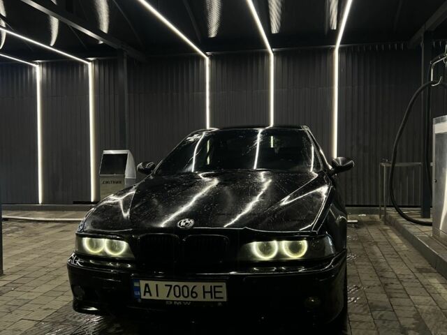 Черный БМВ 5 Серия, объемом двигателя 2 л и пробегом 400 тыс. км за 4000 $, фото 1 на Automoto.ua