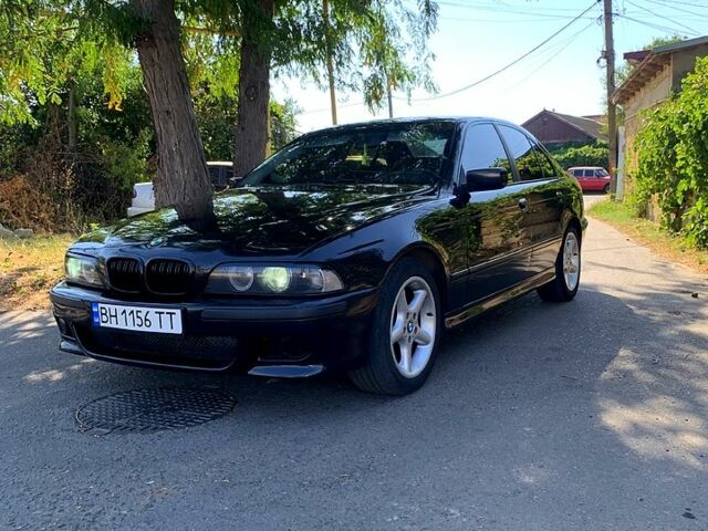 Чорний БМВ 5 Серія, об'ємом двигуна 2.9 л та пробігом 264 тис. км за 4200 $, фото 1 на Automoto.ua