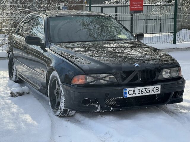 Чорний БМВ 5 Серія, об'ємом двигуна 3.5 л та пробігом 300 тис. км за 3500 $, фото 1 на Automoto.ua