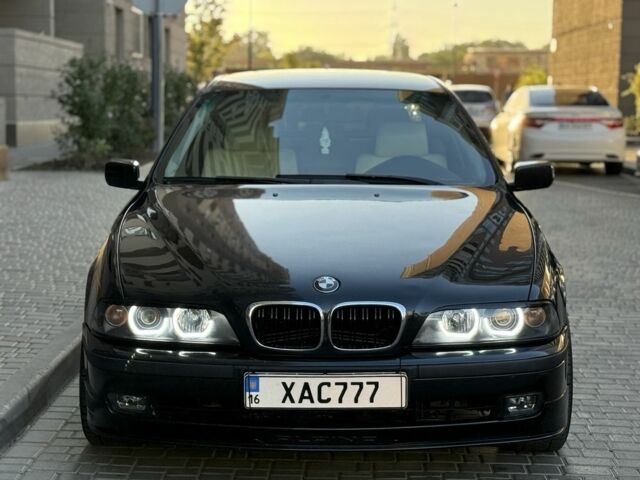 Черный БМВ 5 Серия, объемом двигателя 2.5 л и пробегом 510 тыс. км за 5000 $, фото 1 на Automoto.ua