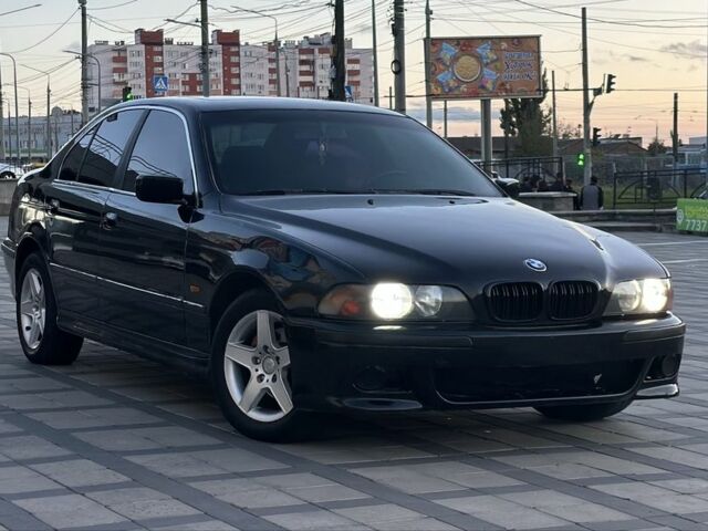 Черный БМВ 5 Серия, объемом двигателя 2 л и пробегом 250 тыс. км за 3499 $, фото 1 на Automoto.ua