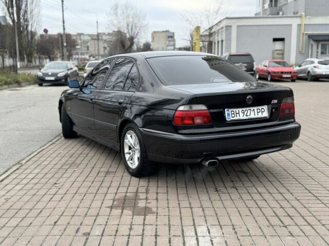 Черный БМВ 5 Серия, объемом двигателя 2 л и пробегом 270 тыс. км за 4100 $, фото 1 на Automoto.ua