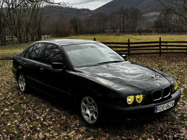 Чорний БМВ 5 Серія, об'ємом двигуна 2.5 л та пробігом 347 тис. км за 1800 $, фото 1 на Automoto.ua