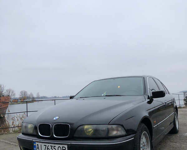 Черный БМВ 5 Серия, объемом двигателя 2 л и пробегом 434 тыс. км за 4400 $, фото 1 на Automoto.ua