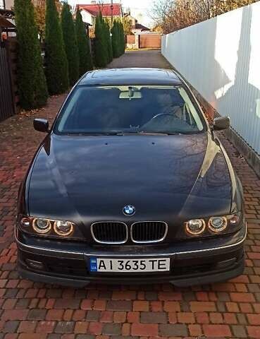 Чорний БМВ 5 Серія, об'ємом двигуна 1.99 л та пробігом 308 тис. км за 3900 $, фото 1 на Automoto.ua