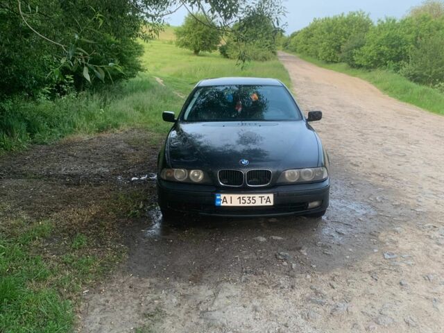 Черный БМВ 5 Серия, объемом двигателя 2 л и пробегом 344 тыс. км за 2500 $, фото 1 на Automoto.ua