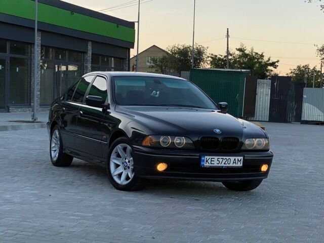 Черный БМВ 5 Серия, объемом двигателя 2.2 л и пробегом 300 тыс. км за 4300 $, фото 1 на Automoto.ua