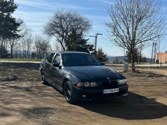 Черный БМВ 5 Серия, объемом двигателя 2 л и пробегом 313 тыс. км за 4500 $, фото 1 на Automoto.ua