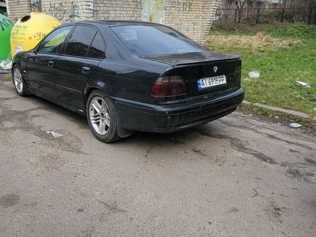 Чорний БМВ 5 Серія, об'ємом двигуна 2.2 л та пробігом 300 тис. км за 1700 $, фото 1 на Automoto.ua