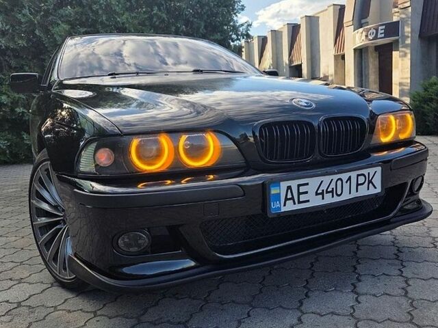 Чорний БМВ 5 Серія, об'ємом двигуна 1.99 л та пробігом 300 тис. км за 4400 $, фото 1 на Automoto.ua
