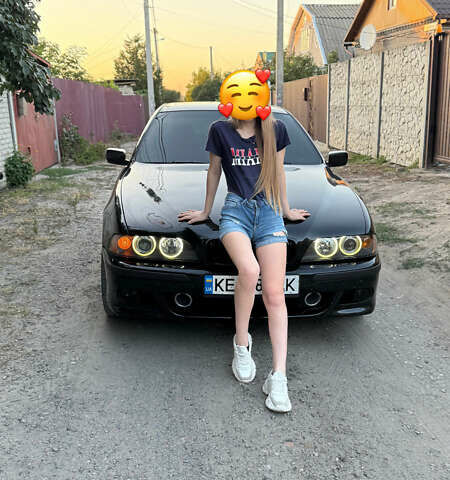 Чорний БМВ 5 Серія, об'ємом двигуна 3.5 л та пробігом 350 тис. км за 6300 $, фото 1 на Automoto.ua